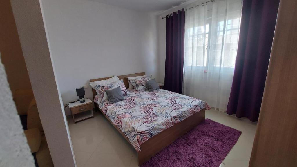 Apartments Mestral Baska Voda Ngoại thất bức ảnh