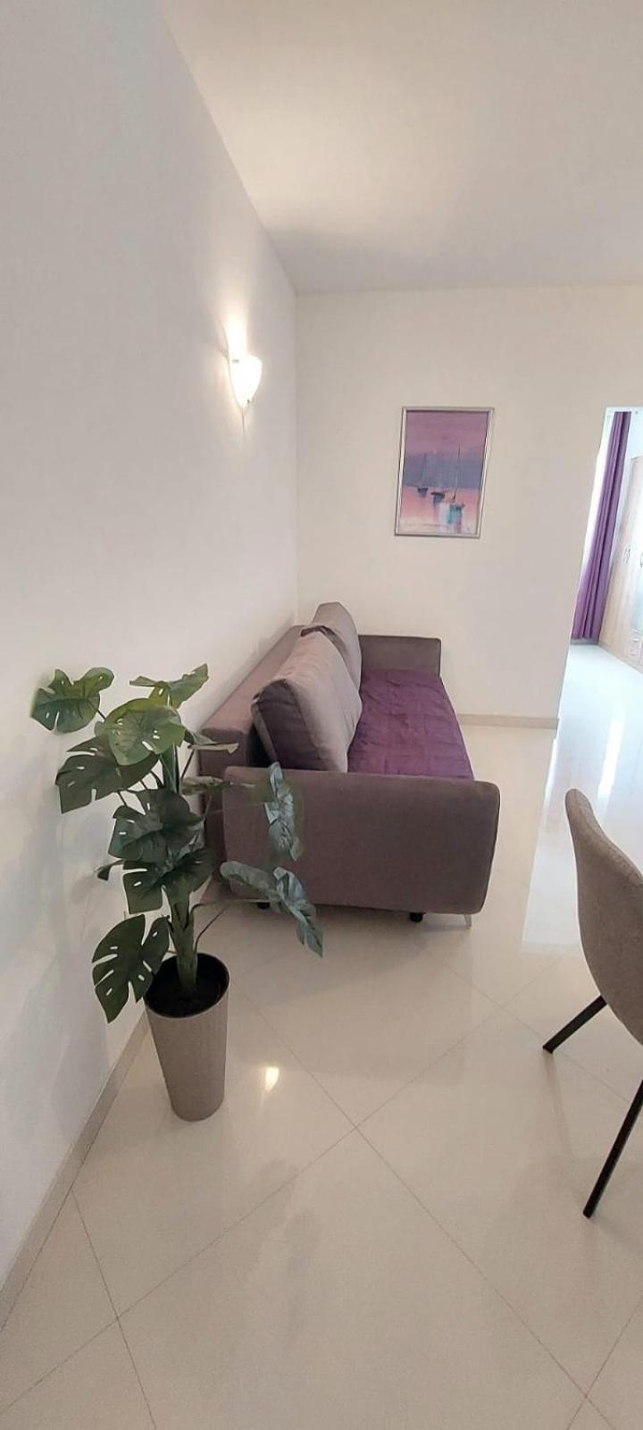 Apartments Mestral Baska Voda Ngoại thất bức ảnh