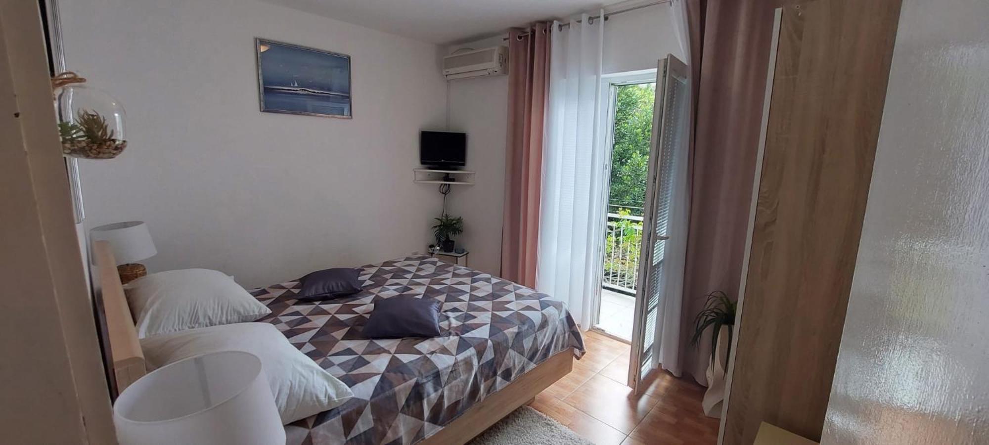 Apartments Mestral Baska Voda Ngoại thất bức ảnh