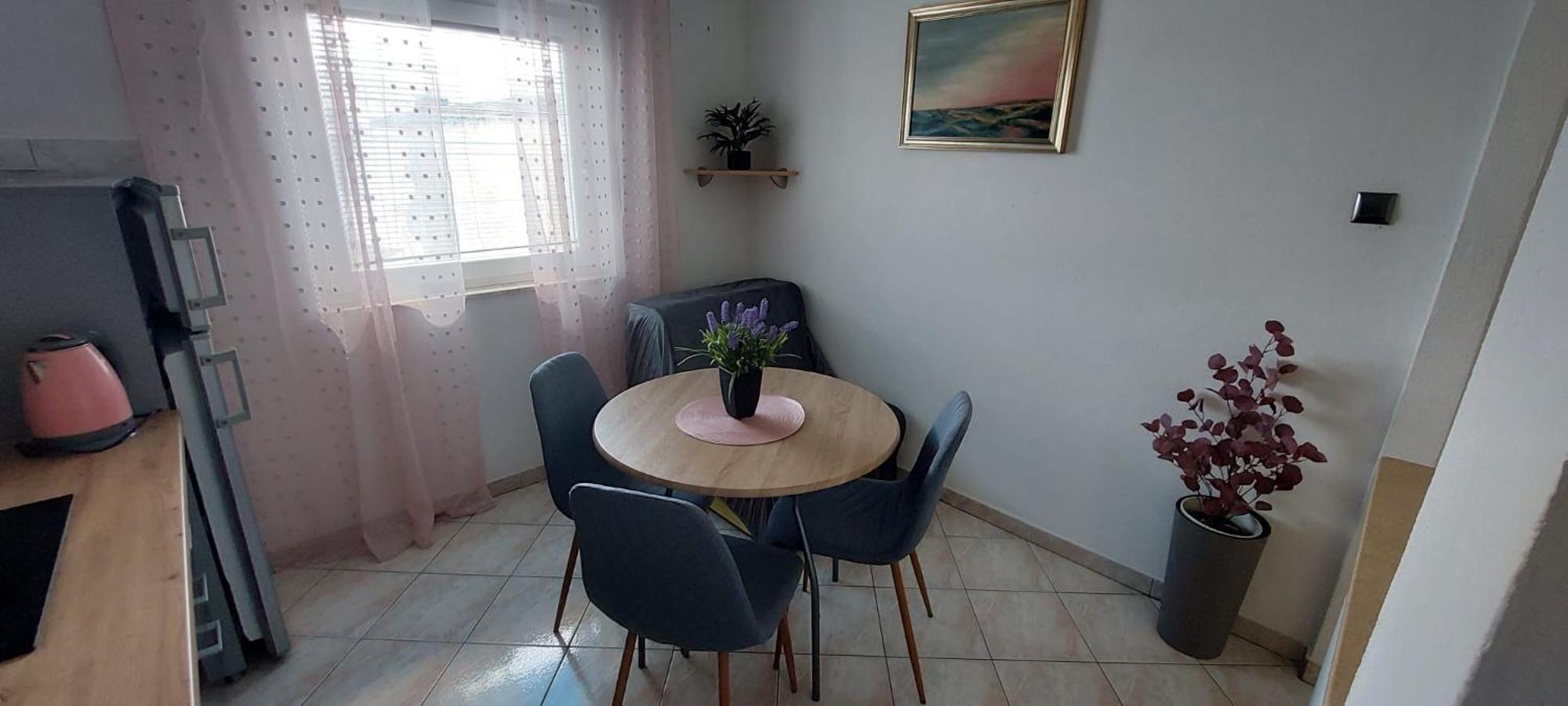 Apartments Mestral Baska Voda Ngoại thất bức ảnh